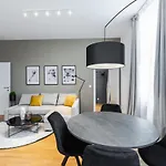 Trendy Apt With - Smart Tv, Coffee Machine In Meidling