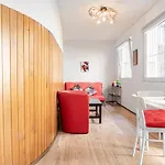 Bookable in Lockdown Buchbar Timless 2BR