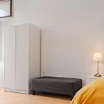 Pleasing 2Br Apt. Akh-Perfect For Groups