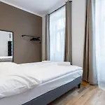 Trendy Apt With - Smart Tv, Coffee Machine In Meidling