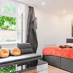 Central King Studio - 10 Mins Walk From Downtown
