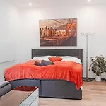 Central King Studio - 10 Mins Walk From Downtown