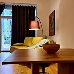Lovely Home Private Terrace