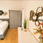 Gemuetliches Stadtnest L Lf16