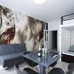 CozyNite Vienna Premium Apartment