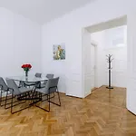 Stylish Vienna Apartment