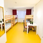 A&T Hotel & Hostel