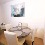 Moderne Unterkunft L Bg15