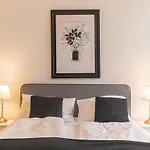 Beautiful 1Br Apt. Vienna Akh - Ideal For Longstay