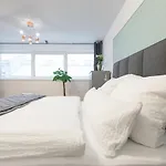 New Luxus Studio - 10Min Centre - Markus Apartment
