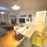 Lovely 3 Rooms Apartment Viena