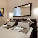 Urban Apartments In Vienna Downtown