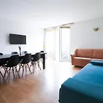 Cozynite Premium Apartment Favoriten 2