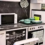 neu-möbliertes Apartment nähe Zentrum