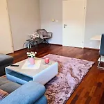 neu-möbliertes Apartment nähe Zentrum