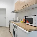 9 Min From City Center - Beautiful Studio Near U1 Reumannplatz