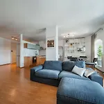 Spektakulaeres Apartment ✩ 7. Stock ✩ Kostenlose Parkgarage