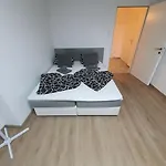 Sortir Apartment