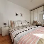 Near Lake Stylish & Fully Furnished Apartment