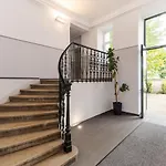 Neat 2Br Apt.- Ideal For Longstays