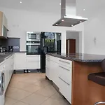Superb 7Br Shared Apartment- Near Hauptbahnhof