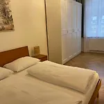 Altbau Traum Mit Klimaanlage Im Zentrum, Ruhelage