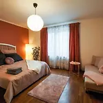 Cosy Apartment In Great Location