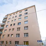 Next To City Center Cozy Apartment