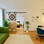Modern Flat With Parking Space
