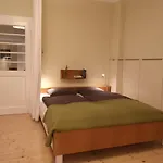 Das Kleine Haus - Vintage-Apartment Im Innenhof