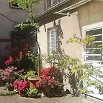 Das Kleine Haus - Vintage-Apartment Im Innenhof