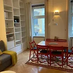 Stilvolle Wohnung Am Yppenplatz