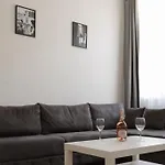 Apartment 10-Next Metro U3