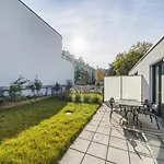 Arbio I Liv\'S Place Lux Apartments