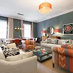 Noble Luxurious Palais