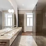 Noble Luxurious Palais