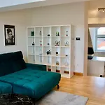 Stellar Penthouse Near Prater