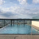 Executive Suite W/ Rooftop Pool