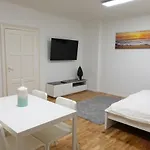 Comfortable Apartment In Central Vienna