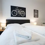 Experience Fresh Comfort In Our Brand-New Apartment In Vienna\'S 17Th District