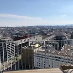 Stunning View Over Vienna In City Center