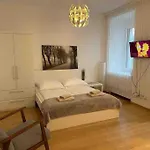 Akh - Uni 10Min - Zentrum 10 Min