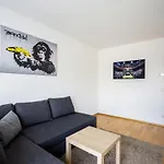 Donaufeld Living - Modernes Und Helles Apartment