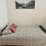 1 Bedroom Apartment Near Central Station