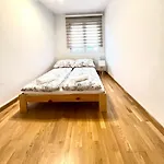Spacious Apartment With Terrace