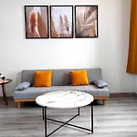 Adonis Apartment