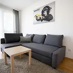 Donaufeld Living - Modernes Und Helles Apartment