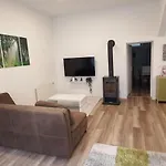 City Apartment Mit Direktzugang