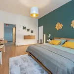 Beautiful Apartment - 12 Minutes To City Center