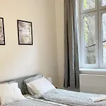 City-Center-Apartment Hip Area, Big & New